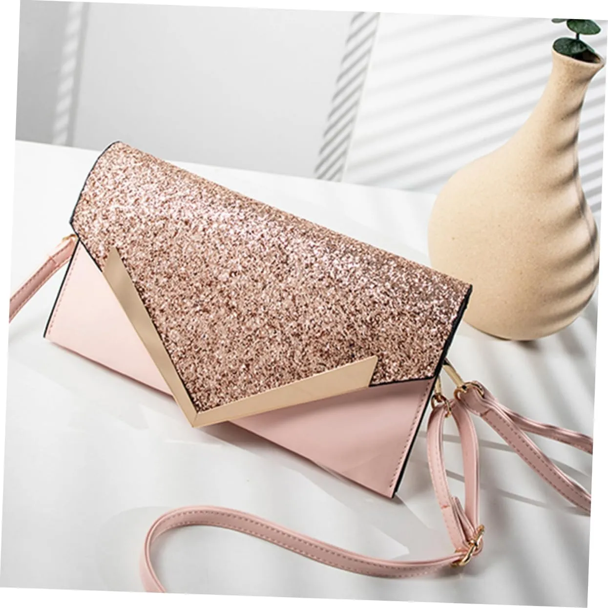 Chic Sequin Clutch Bag Women's Evening Bag for Dinner Wedding Chain Fashion Handbag for Business Cards Phone Wallet for Special Events