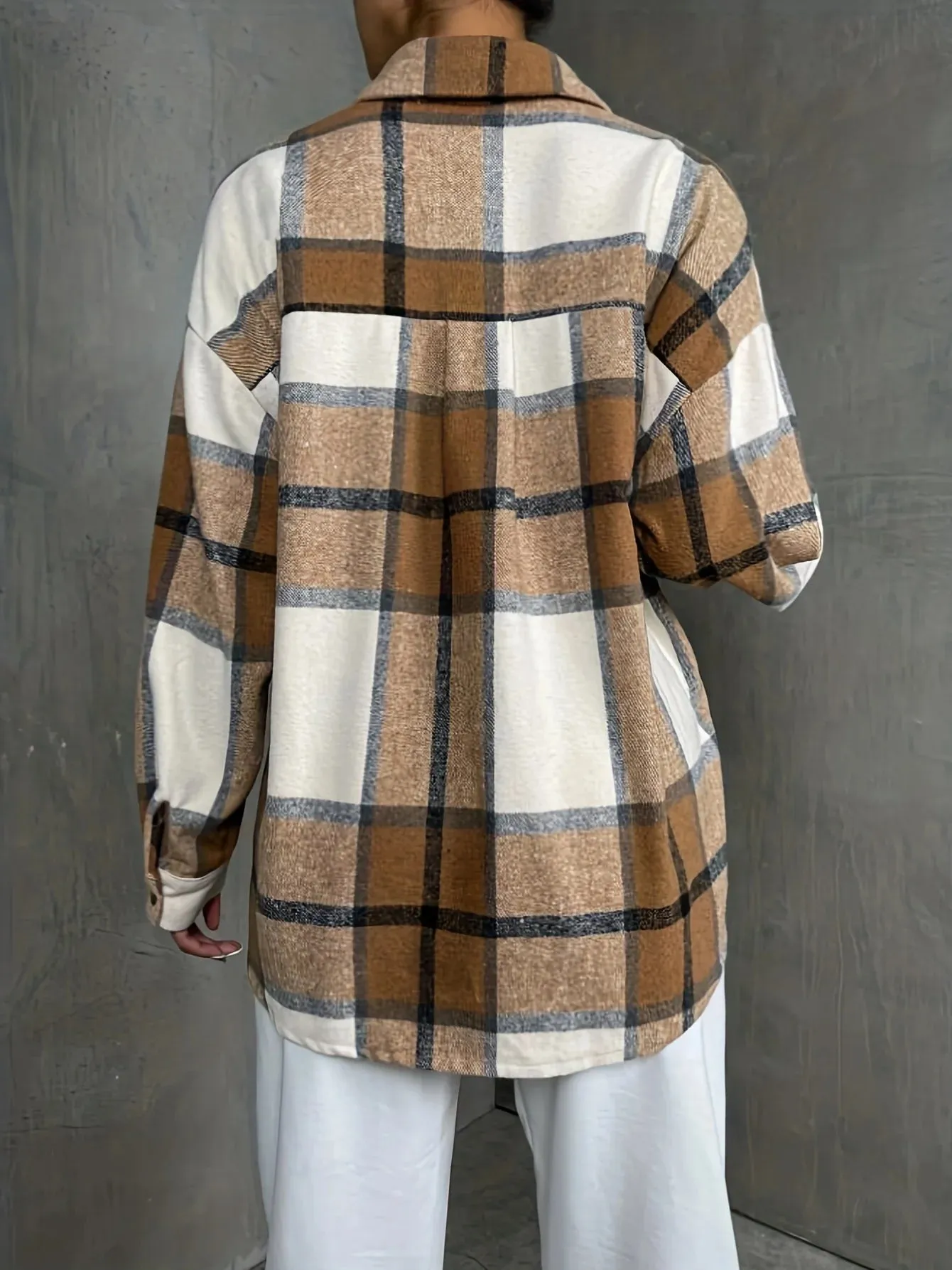 LVSANW 2024 Spring Autumn Tops Women's Casual Checkered Coat Women's Retro Elegant Jacket Casual Ladies Commuter Outwear