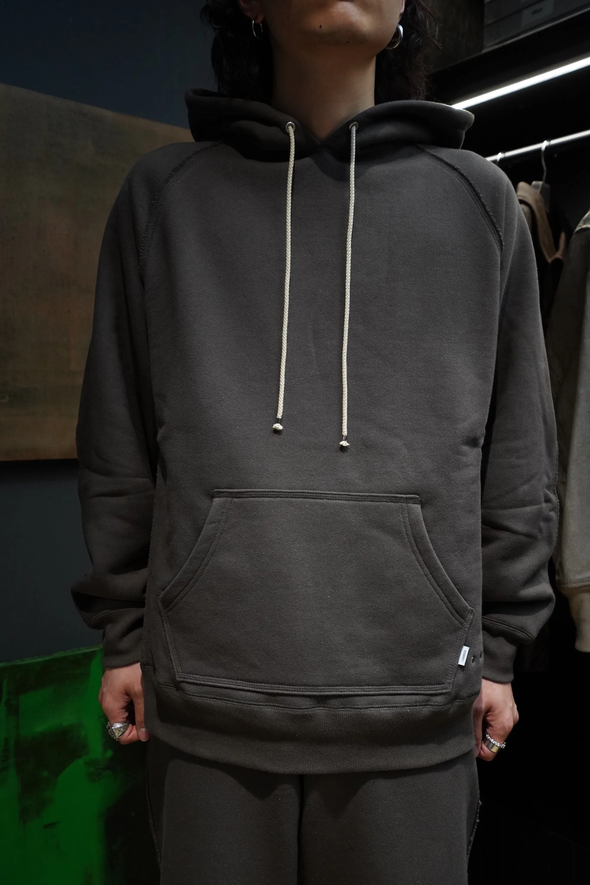 SUGARHILL RAW EDGE HOODIE (CHARCOAL BLACK)