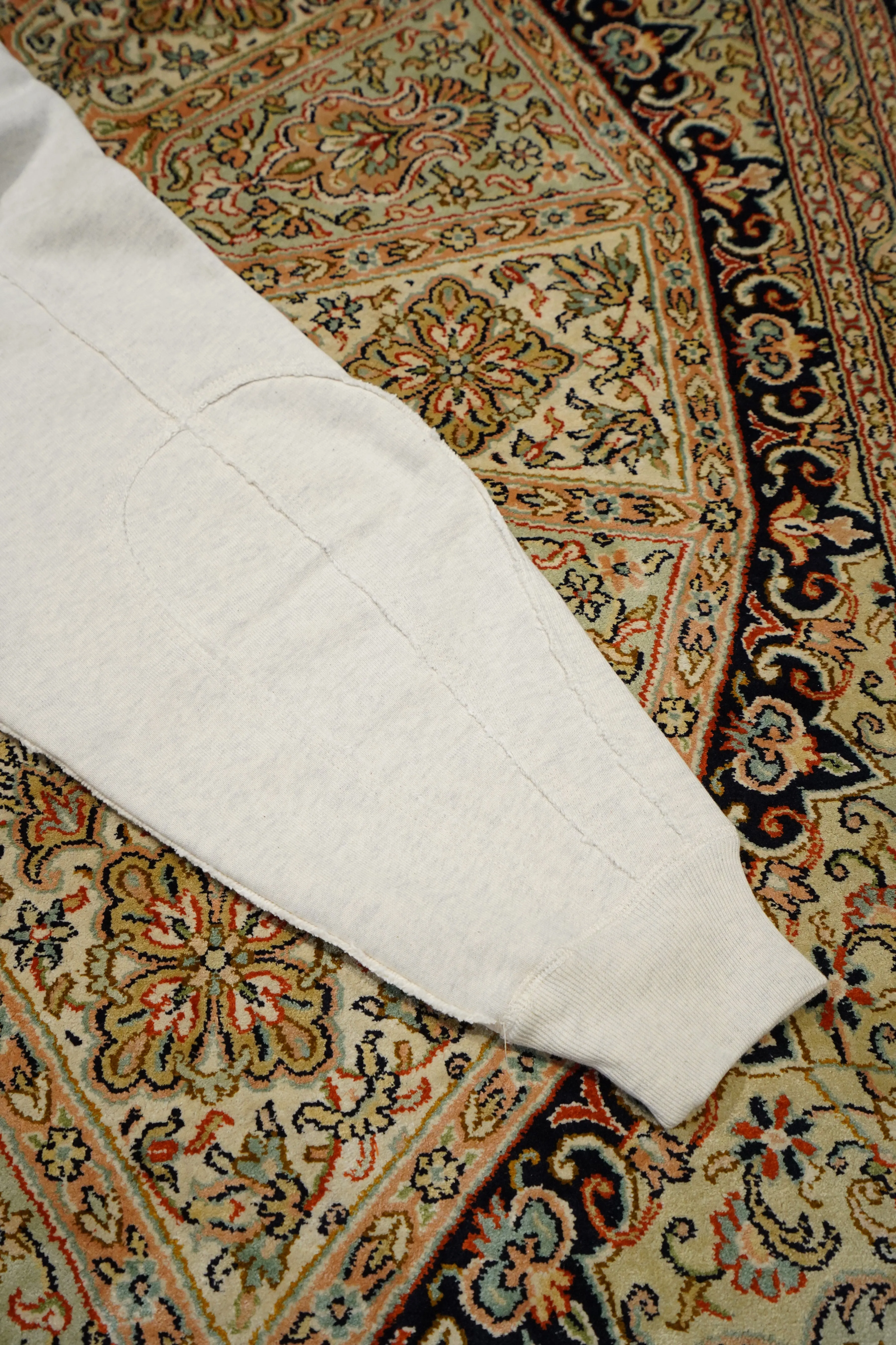 SUGARHILL RAW EDGE HOODIE (HEATHER WHITE)
