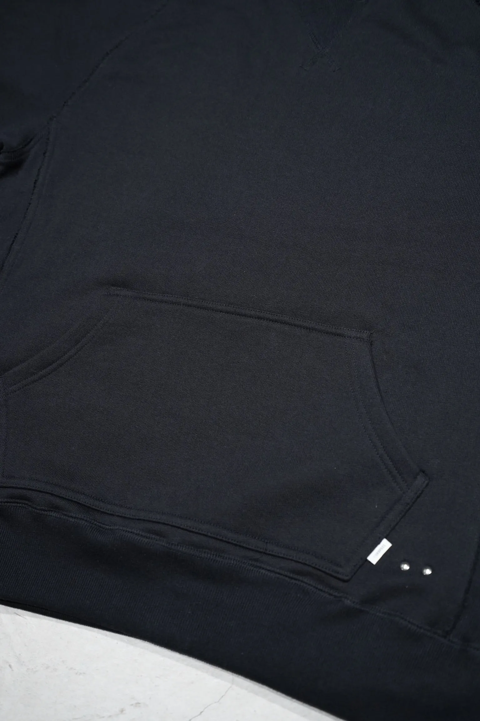 SUGARHILL RAW EDGE SWEAT SHIRT(BLACK)