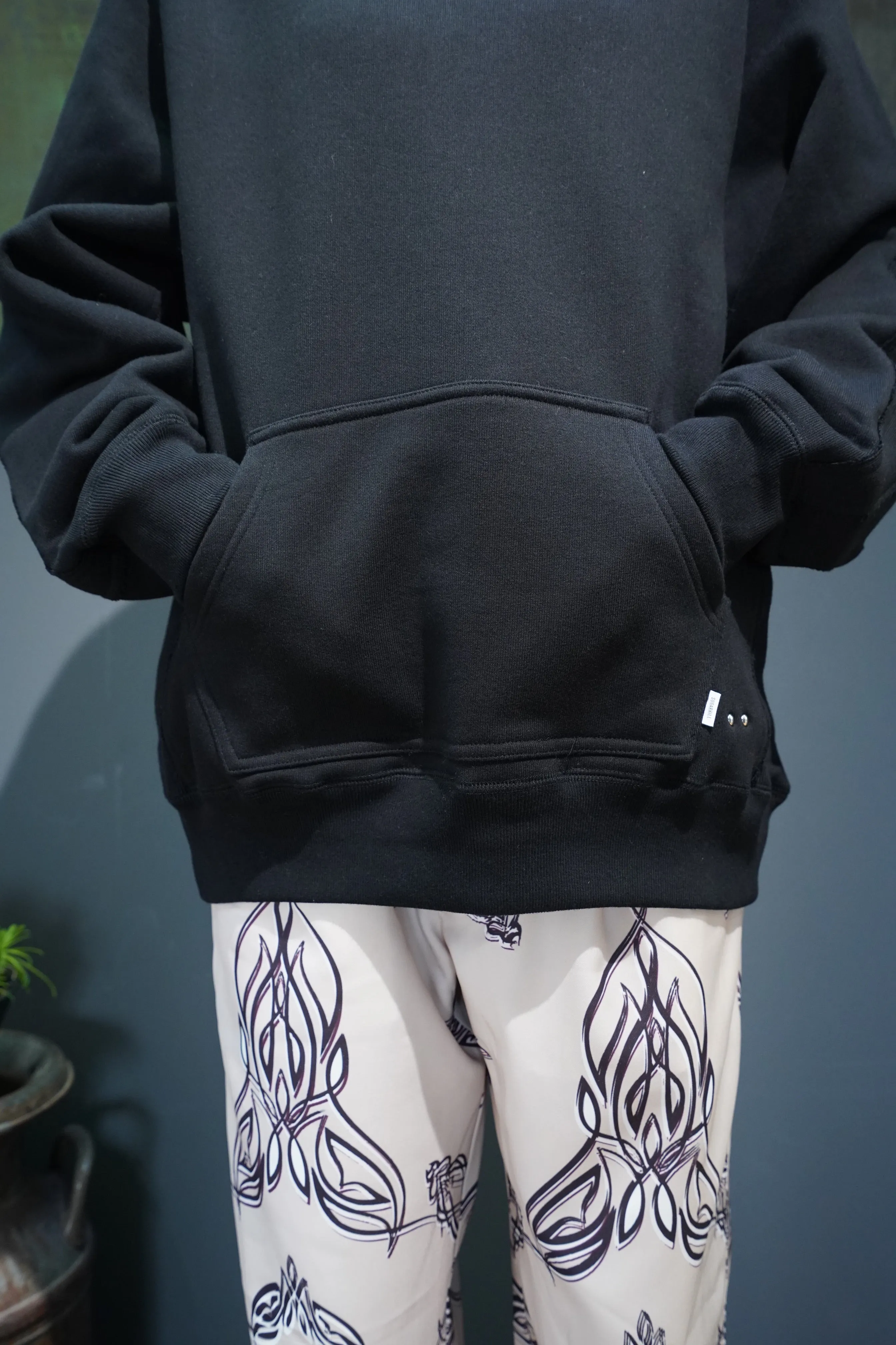 SUGARHILL RAW EDGE SWEAT SHIRT(BLACK)