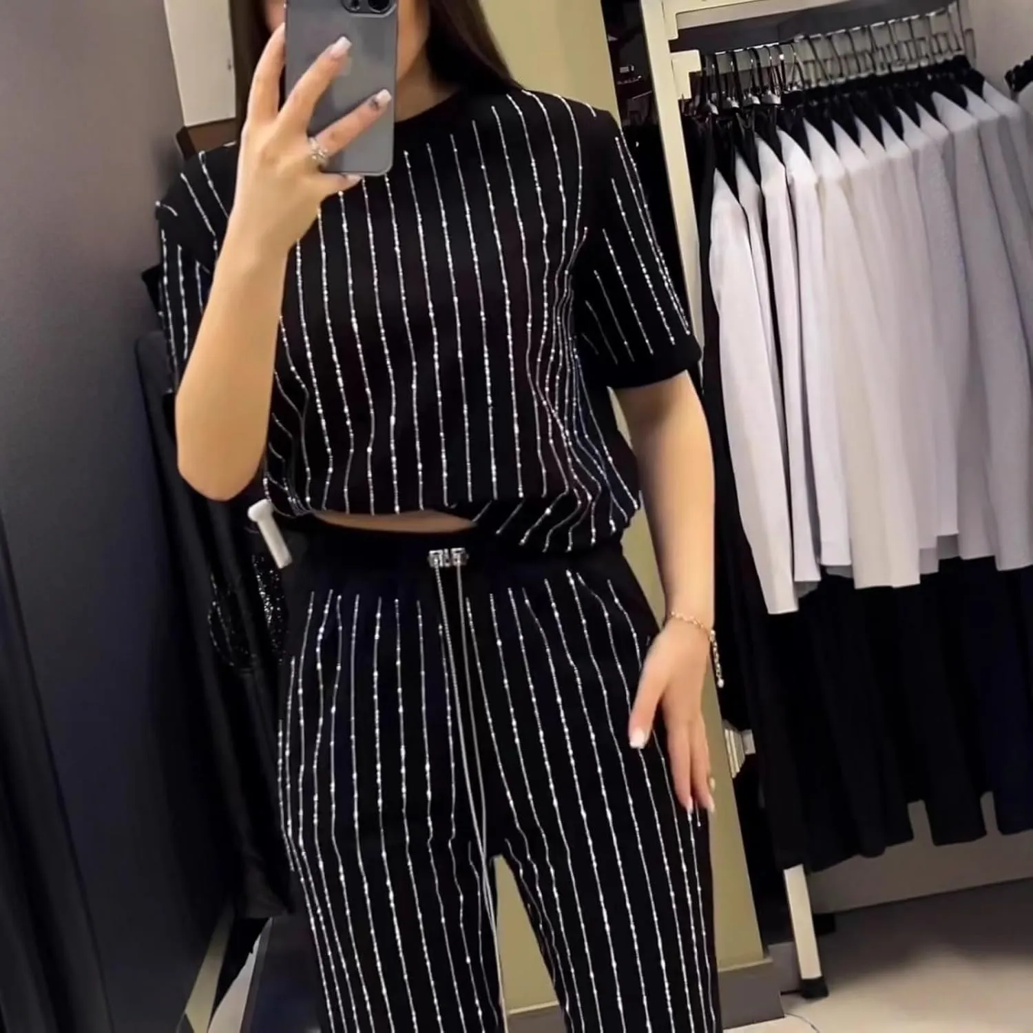 Women's Casual Solid Color Round Neck Hot Diamond Short Sleeve Two-Piece Suit Elegant Stripe 2 Piece Sets for Wome