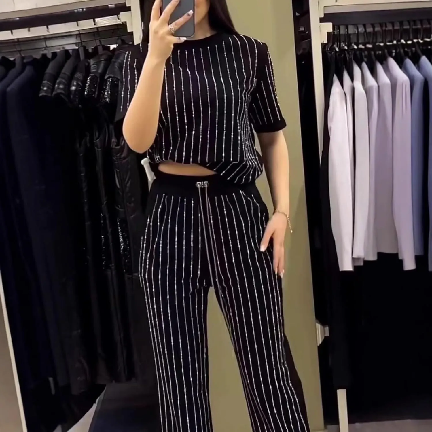 Women's Casual Solid Color Round Neck Hot Diamond Short Sleeve Two-Piece Suit Elegant Stripe 2 Piece Sets for Wome
