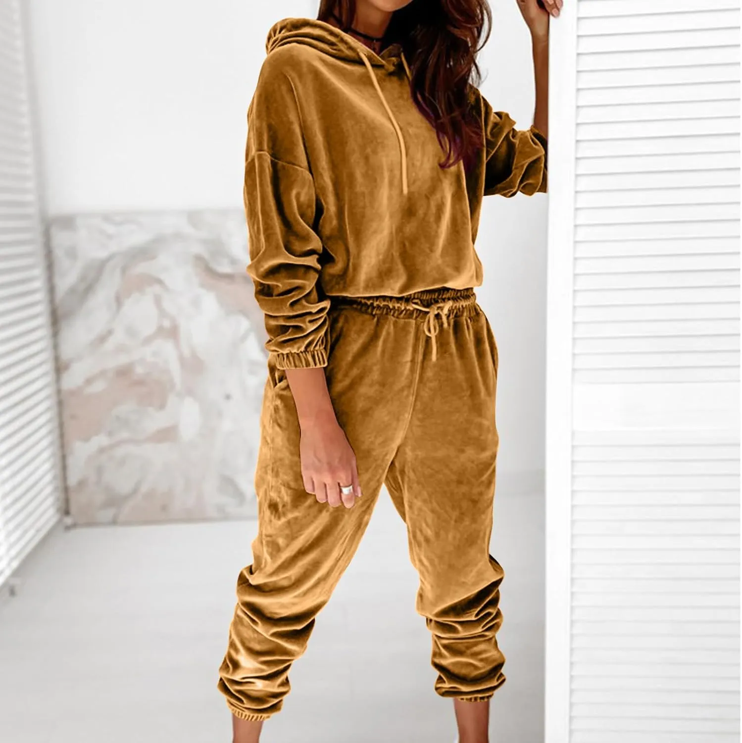 Womens Velvet Tracksuit Set Long Sleeve Hoodie Jumpers Jogger Pants 2 Piece Solid Sweatshirt and Sweatpants Sweatsuits
